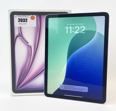 Lot iPad Air 11" M3 A3267 256GB Purple with box...