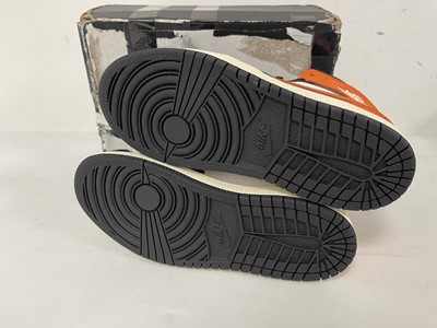 Lot Nike children's jordan 1 mid trainers in...