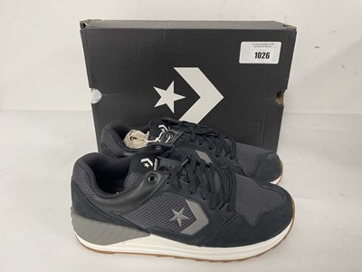 Lot Converse wave trainers om total eclipse size...