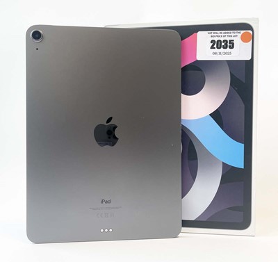 Lot iPad Air 4th Gen A2316 64GB Space Grey with box