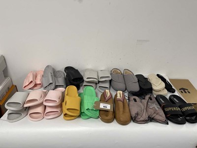 Lot 17x Pairs of slides / slippers to include...