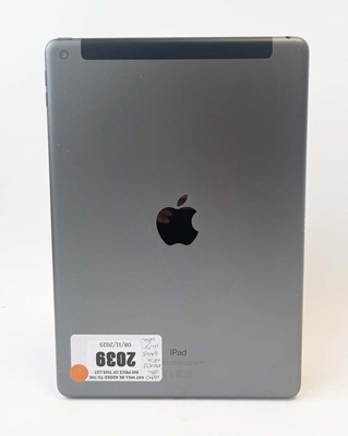 Lot iPad 9th Gen A2604 64GB Space Grey (SIM slot)