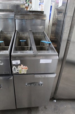 Lot 786 - 40cm gas Imperial twin tank fryer with 2 baskets