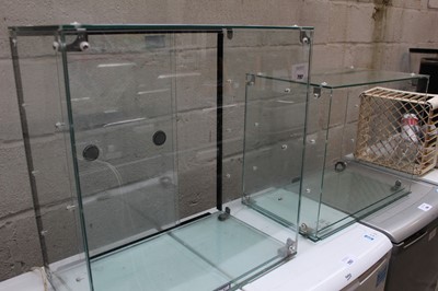 Lot 797 - 2 glass ambient Lincat cake displays