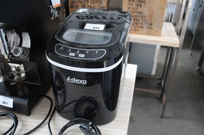 Lot 844 - Adexa ice machine