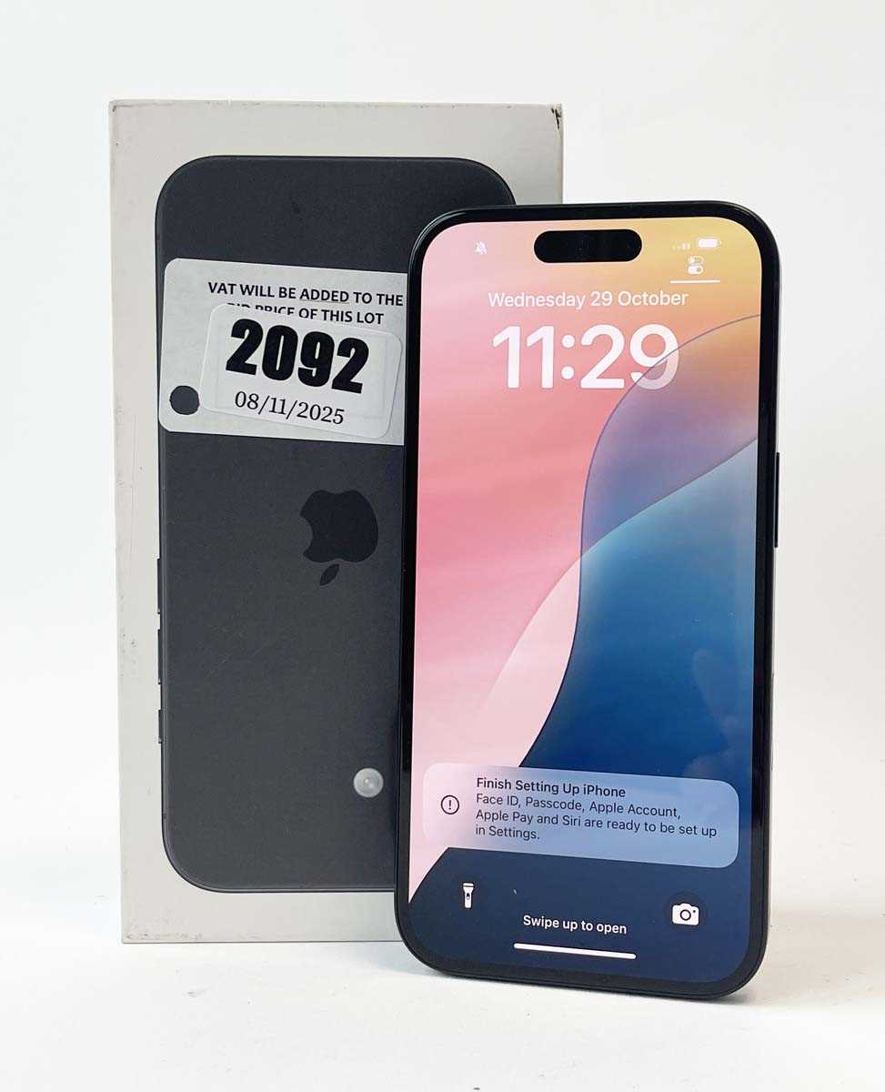 Lot iPhone 16 128GB Black with box