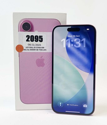 Lot iPhone 16 128GB Pink with box and cable