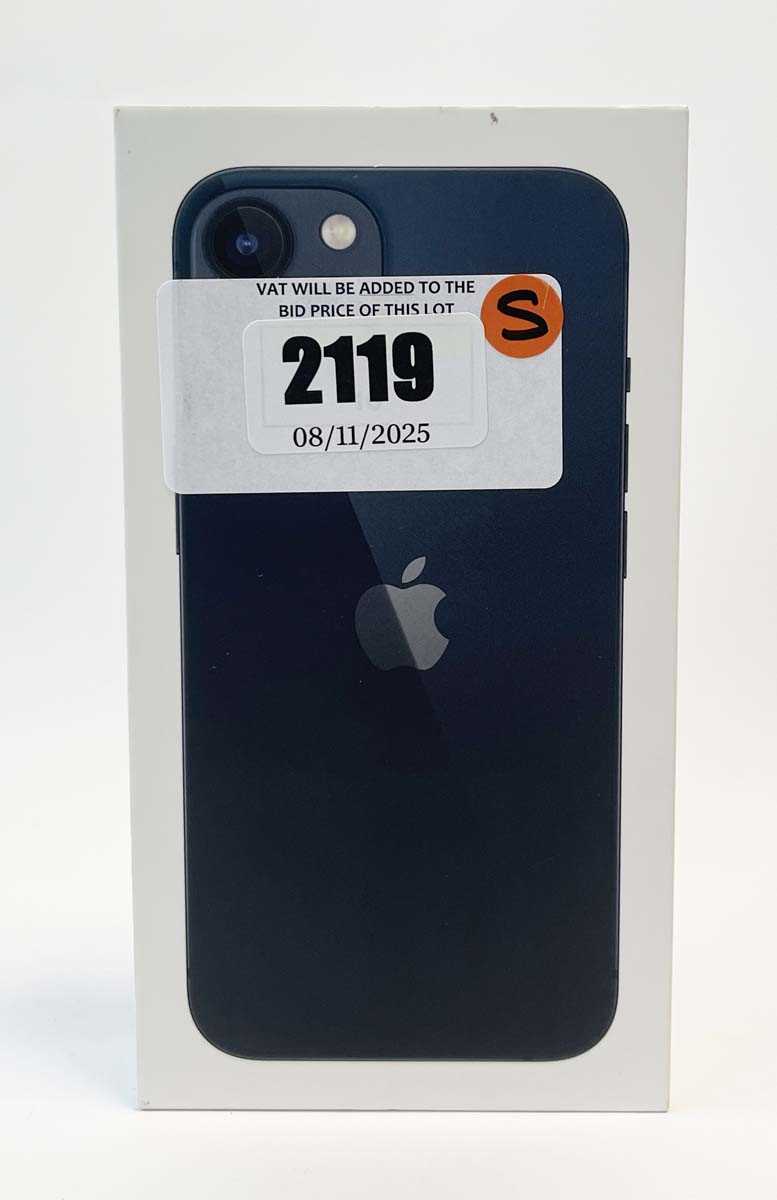 Lot *Sealed* iPhone 13 128GB Midnight