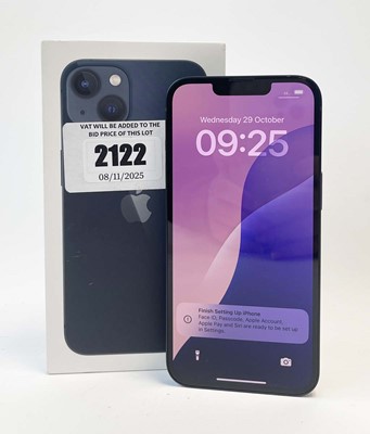 Lot iPhone 13 128GB Midnight with box and cable