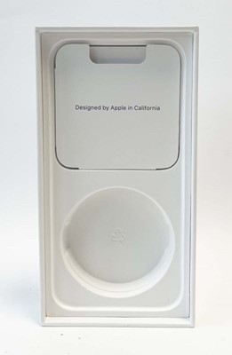 Lot iPhone 13 128GB Blue with box