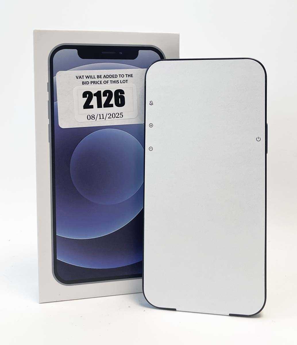 Lot iPhone 12 128GB Black with box and cable