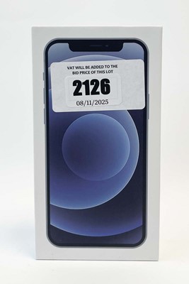 Lot iPhone 12 128GB Black with box and cable