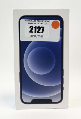 Lot iPhone 12 64GB Black with box and cable