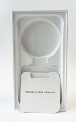 Lot iPhone SE 2022 128GB Starlight with box