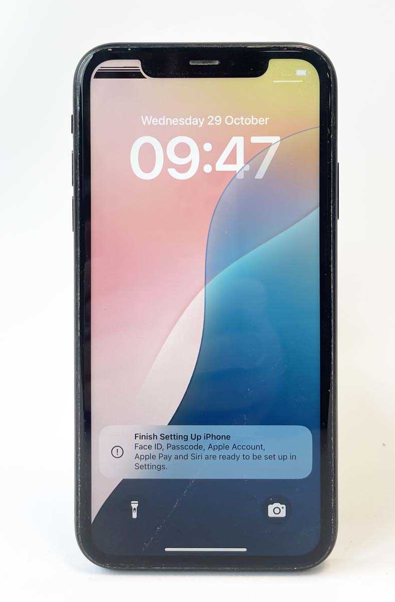 Lot iPhone XR 128GB Black (screen damage)