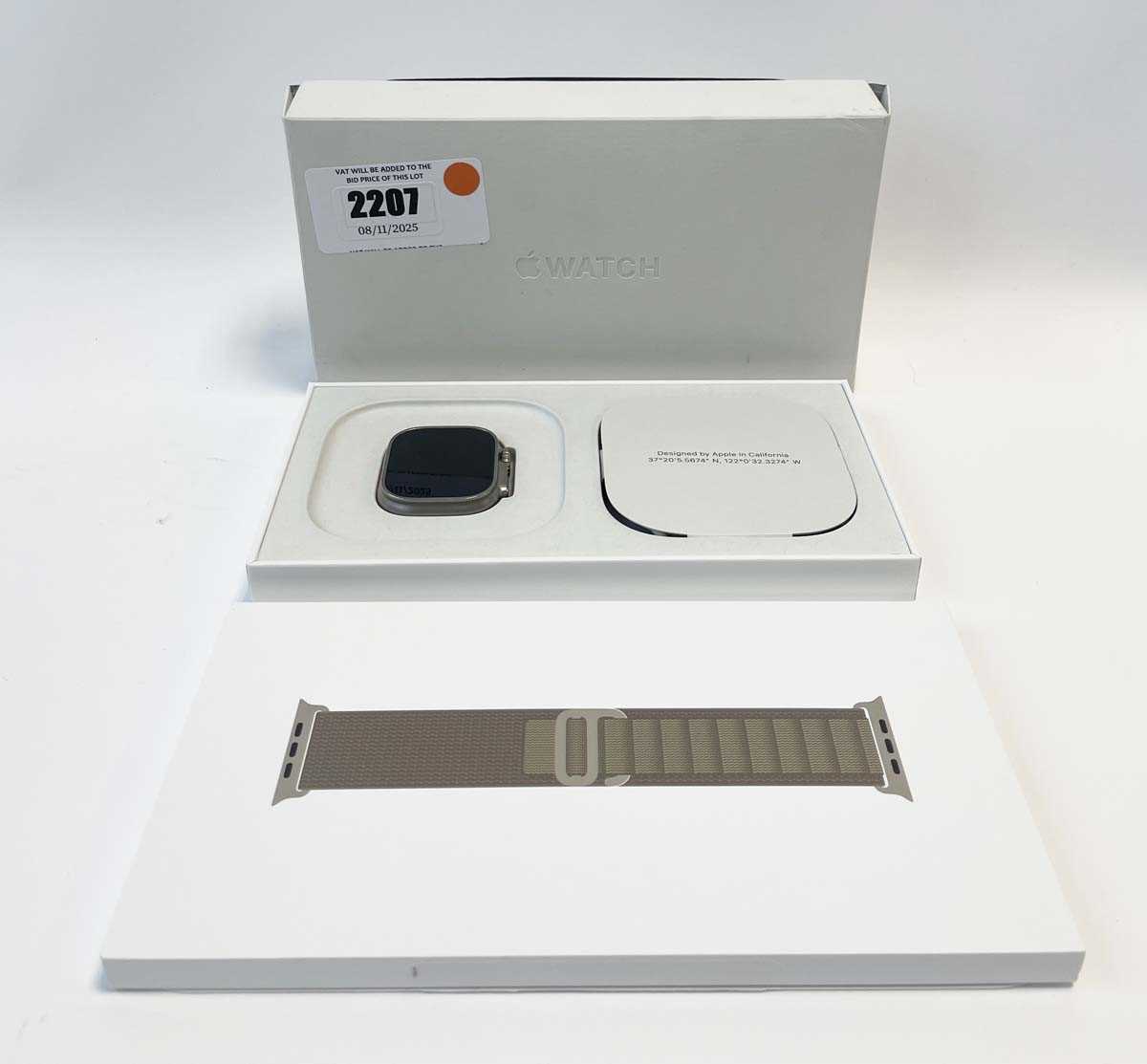 Lot Apple Watch Ultra 2 49mm Titanium Olive Alpine,...