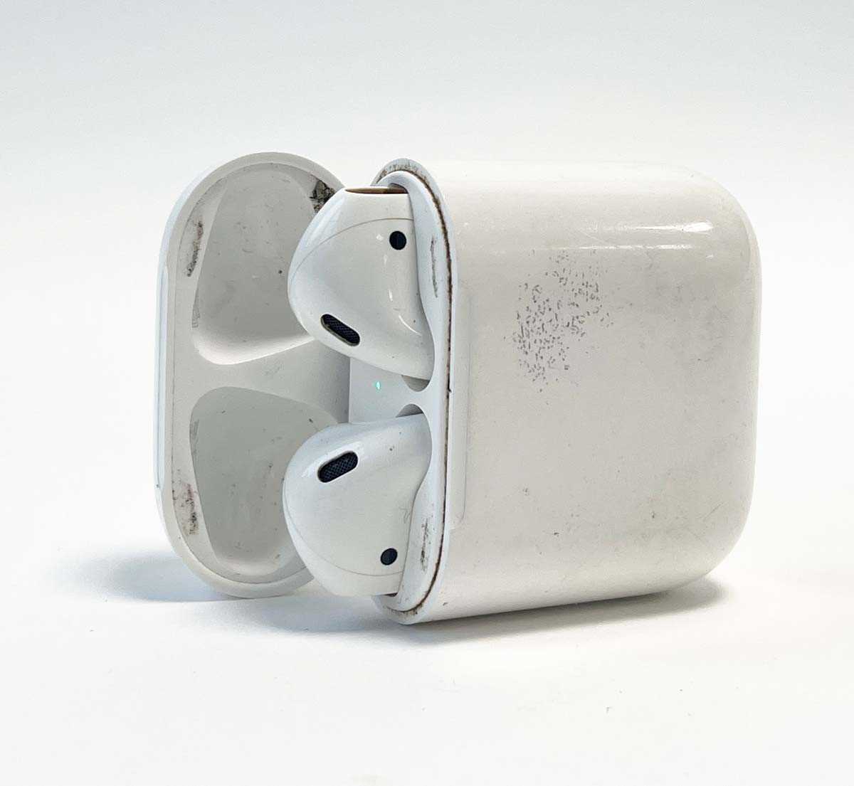Lot AirPods 1st Gen (as found)