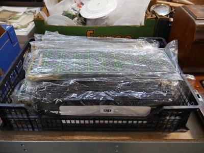 Lot 1297 - Shallow tray of wine bottle gift bags