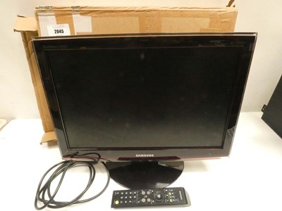 Lot 2045 - Samsung SyncMaster T200HD 20" TV with remote...