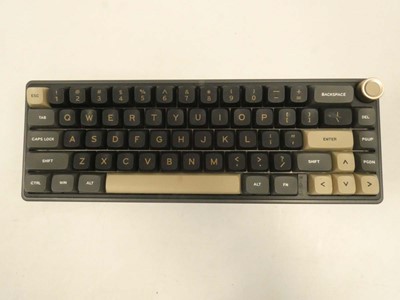 Lot 2051 - Royal Kludge R65 gaming keyboard