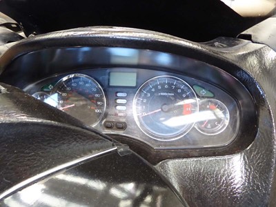 Lot 4011 - (LD14 LTK) 2014 Honda S-Wing FES 125 A-C moped...