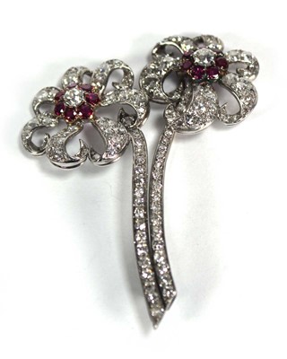 Lot 740 - An 18ct gold and platinum highlighted double...