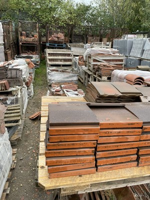 Lot 522 - Eleven pallets & stillages of mainly...