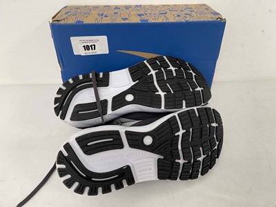 Lot 1017 - Brooks ghost 16 trainers in neutral size UK7.5...