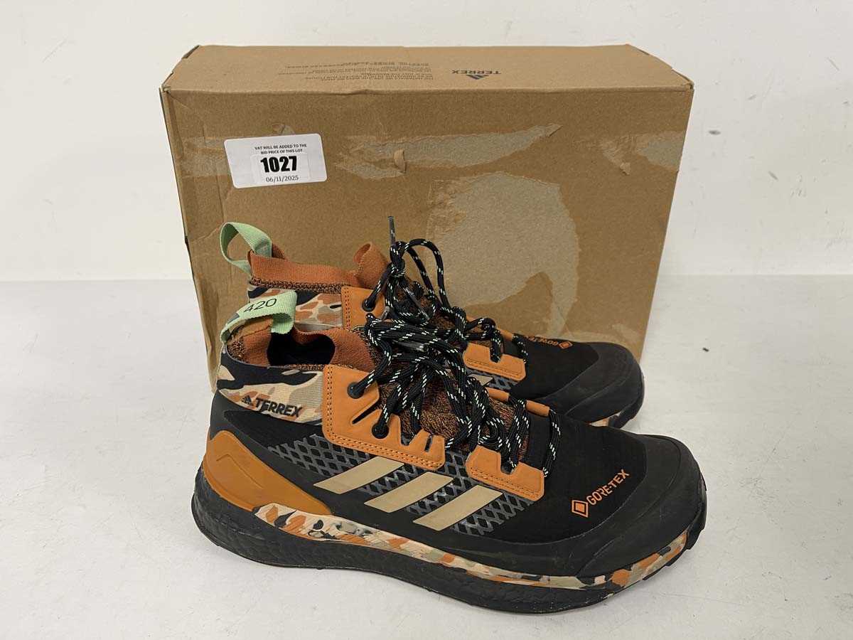 Lot 1027 - Adidas terrex anylander mid trainers in carbon...