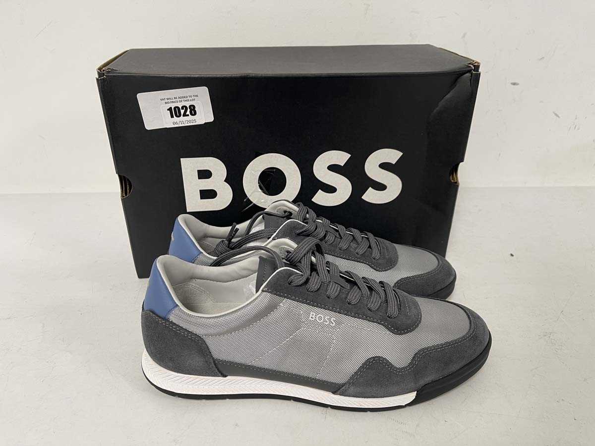 Lot 1028 - Hugo Boss titanium trainers in medium grey...