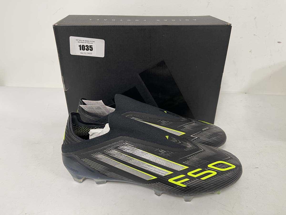 Lot 1035 - Adidas F50 elite LL football boots in black...