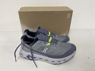 Lot 1036 - On Cloud Running coudvista 2 waterproof...