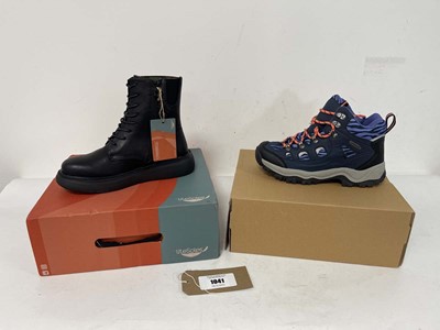 Lot 1041 - 2x Boxed pairs of boots to include Heavenly...