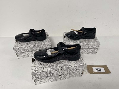 Lot 1044 - 3x Boxed pairs of Clarks children's shoes...