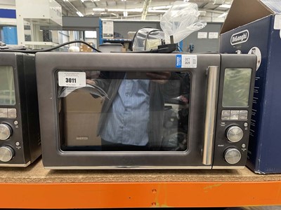 Lot 3011 - Unboxed Sage Inverta 3-in-1 convention...