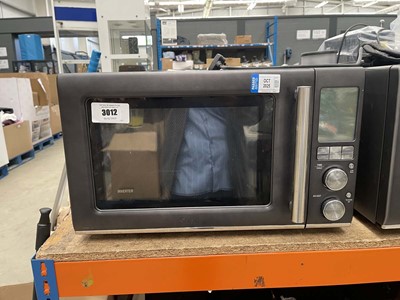 Lot 3012 - Unboxed Sage Inverter 3-in-1 convention...