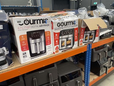 Lot 3033 - 3 Gourmia digital air fryers