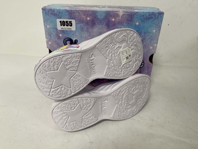 Lot 1055 - Sketchers children's magical collection light...