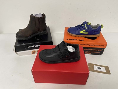 Lot 1064 - 3x Boxed pairs of children's shoes to include...