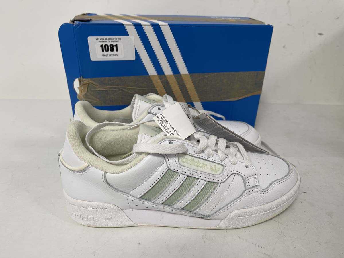 Lot 1081 - Adidas continental 80 stripes trainers in...