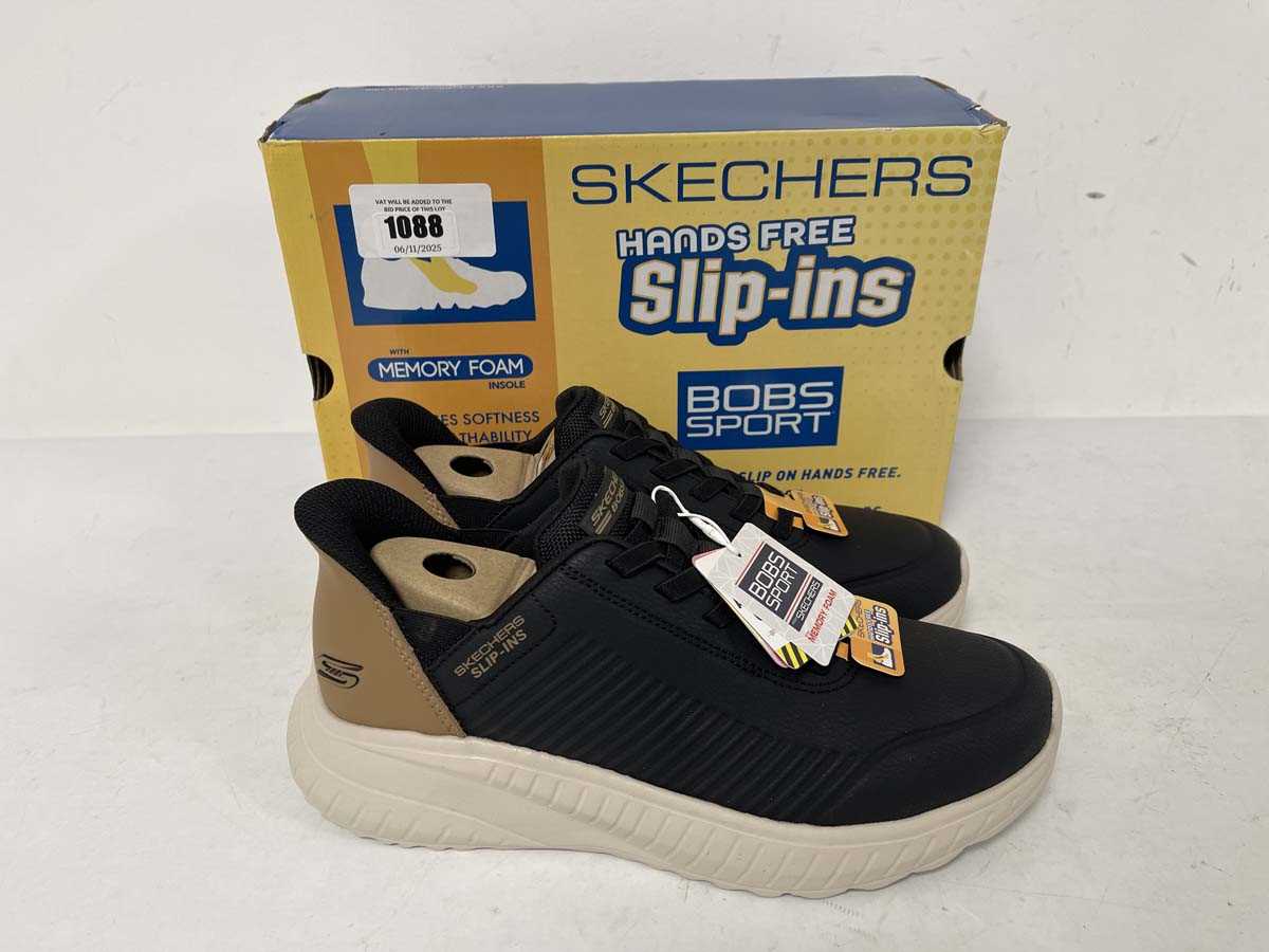 Lot 1088 - Sketchers hands free slip-ins trainers in...