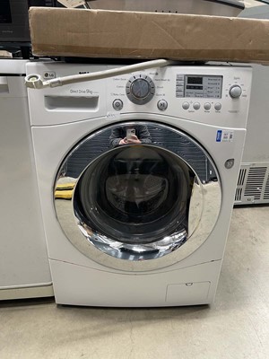 Lot 3164 - LG Direct Drive 9kg washing machine