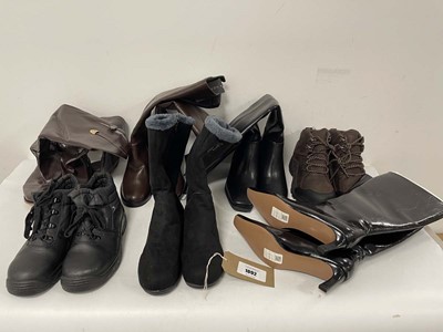 Lot 1092 - 7x Pairs of boots in various styles to include...