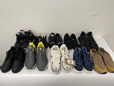 Lot 1095 - 10x Pairs of trainers in various styles