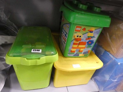 Lot 2246 - Selection of various Duplo bricks