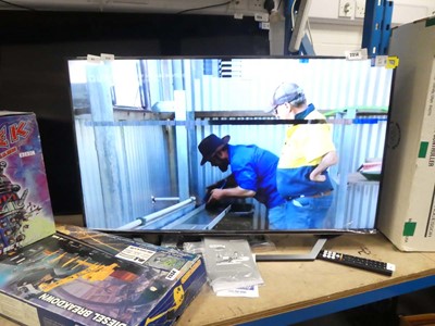 Lot 2314 - Hisense 43" TV (43A7NQTUK) with remote, box...