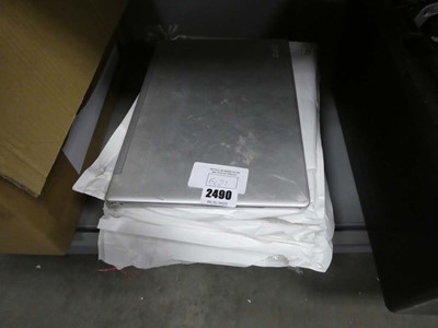 Lot 2490 - Selection of laptops for spares and repairs