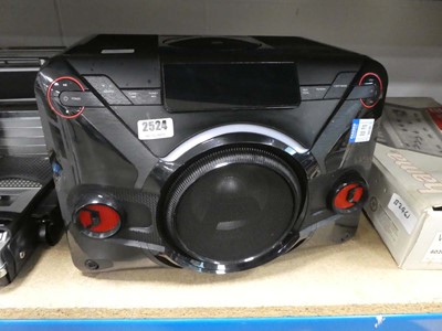 Lot 2524 - Blackweb bluetooth CD player with integrated...