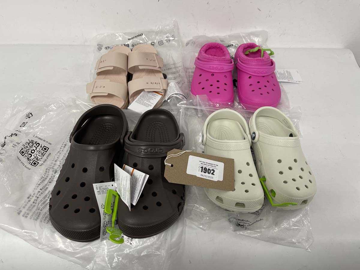 Lot 1902 - 4x Pairs of Crocs in various styles