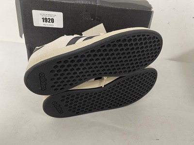 Lot 1920 - Adidas children's grand court 00s trainers in...